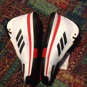 Adidas Men's Bounce Legends White & Black Basketball Sneakers- 11.5 - New in Box